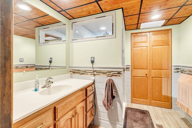 14551 Debbie Drive, Sterling Heights, MI 48313