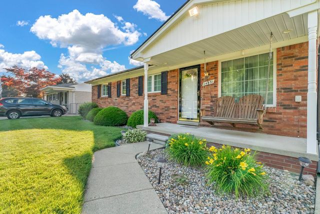 14551 Debbie Drive, Sterling Heights, MI 48313