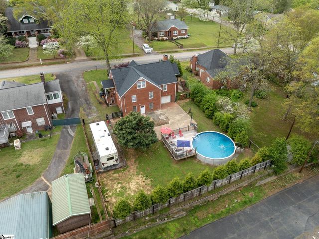120 Florence Street, Pickens, SC 29671