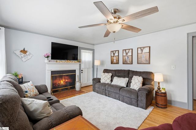 120 Florence Street, Pickens, SC 29671