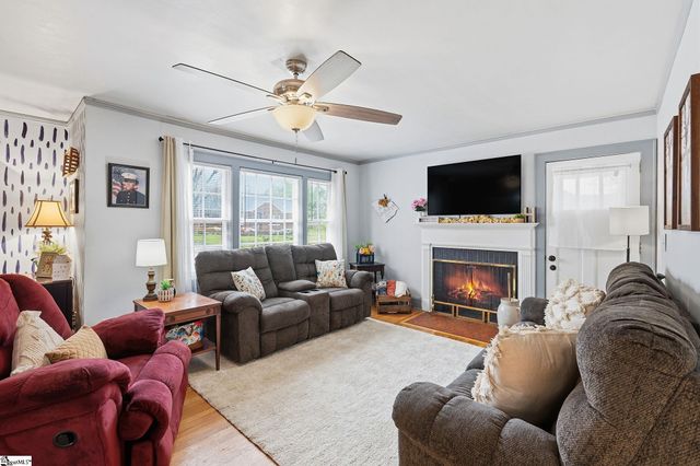 120 Florence Street, Pickens, SC 29671