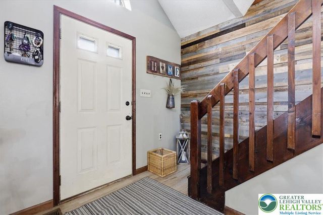 174 Marthas Lane, Tobyhanna Twp, PA 18347