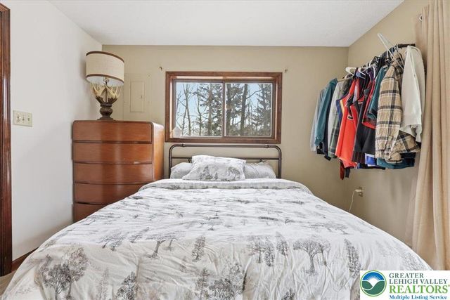 174 Marthas Lane, Tobyhanna Twp, PA 18347