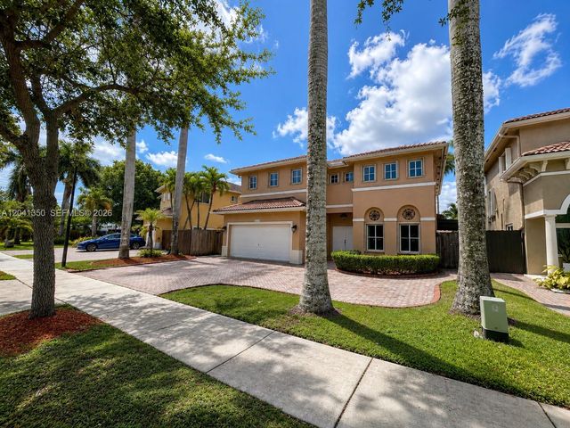 12716 SW 136 TE, Miami, FL 33186