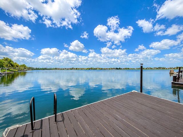 12716 SW 136 TE, Miami, FL 33186