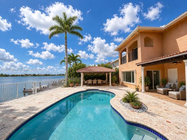 12716 SW 136 TE, Miami, FL 33186