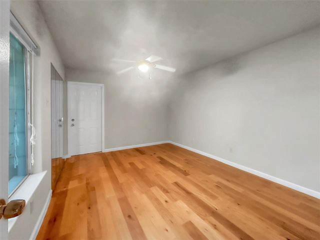 7059 Greenway Chase Street, Houston, TX 77072