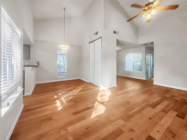 7059 Greenway Chase Street, Houston, TX 77072