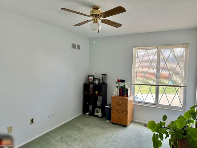 11904 E 14 Mile Road, Warren, MI 48093
