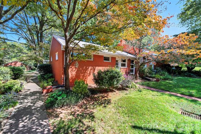 4583 Woodlark Lane, Charlotte, NC 28211