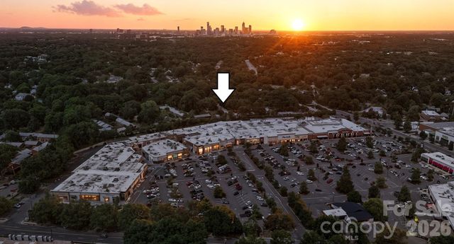 4583 Woodlark Lane, Charlotte, NC 28211