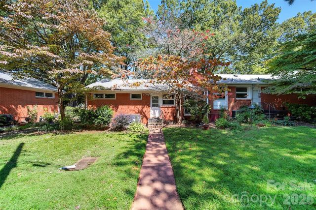 4583 Woodlark Lane, Charlotte, NC 28211