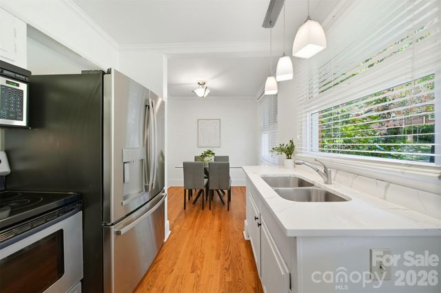 4583 Woodlark Lane, Charlotte, NC 28211