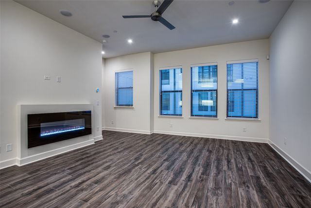 1813 Park Avenue 205, Dallas, TX 75215