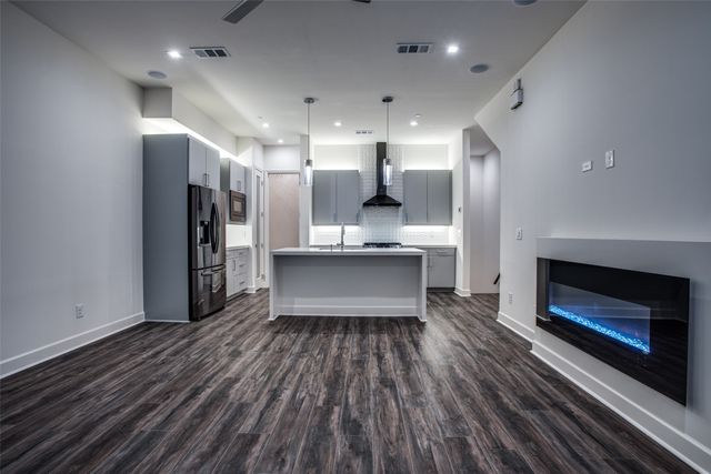 1813 Park Avenue 205, Dallas, TX 75215