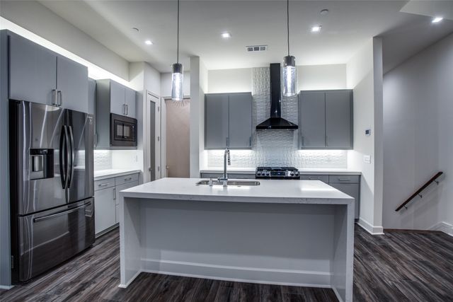 1813 Park Avenue 205, Dallas, TX 75215