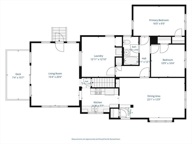 71 School St, Upton, MA 01568