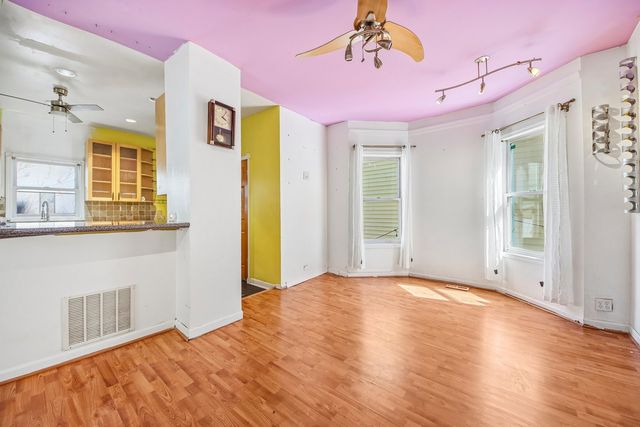 3819 N Kilpatrick Avenue, Chicago, IL 60641