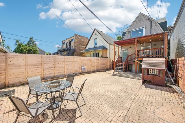 3819 N Kilpatrick Avenue, Chicago, IL 60641