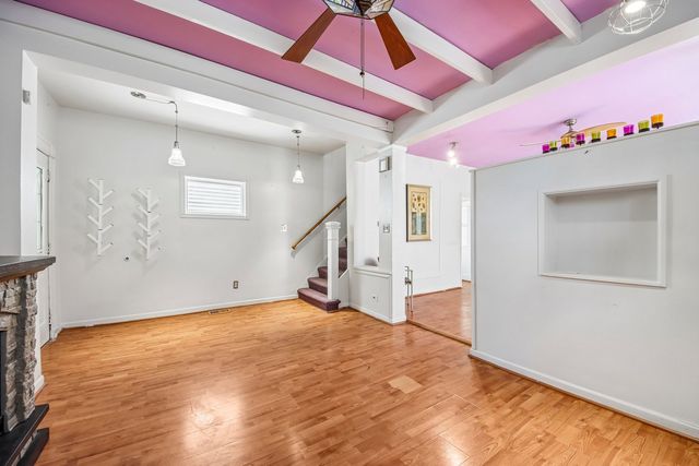 3819 N Kilpatrick Avenue, Chicago, IL 60641