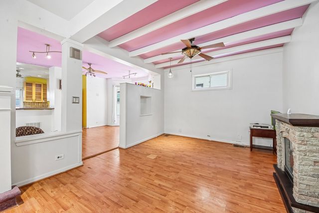 3819 N Kilpatrick Avenue, Chicago, IL 60641