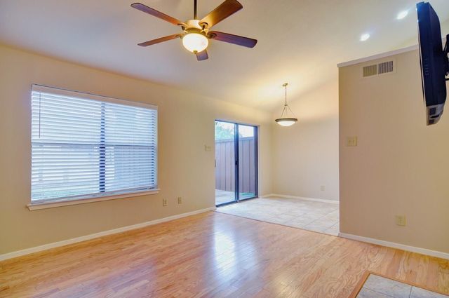 5700 Cedar Creek Drive, Benbrook, TX 76109