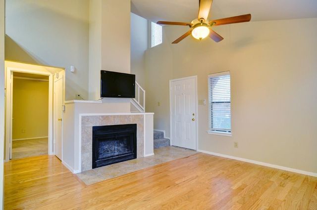 5700 Cedar Creek Drive, Benbrook, TX 76109