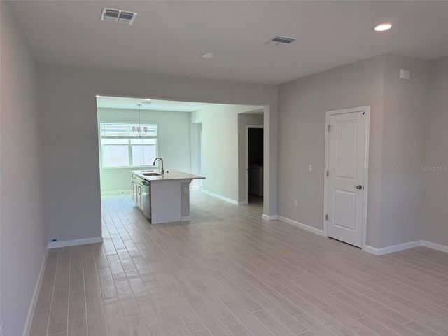 611 POTHOS STREET, Apopka, FL 32703