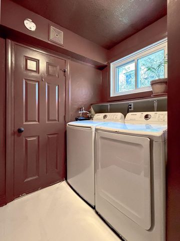 1042 Churchill Street, Saint Paul, MN 55103