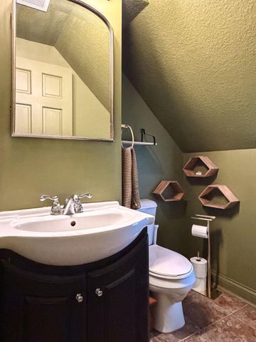 1042 Churchill Street, Saint Paul, MN 55103