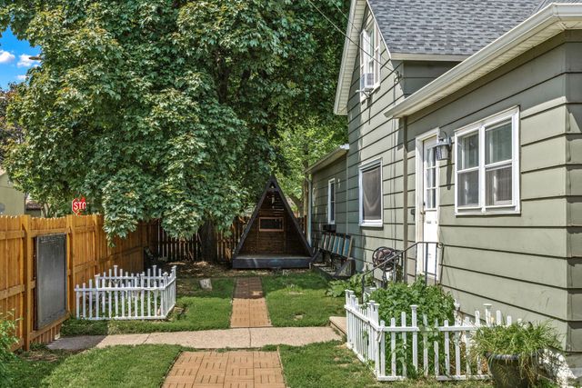 1042 Churchill Street, Saint Paul, MN 55103