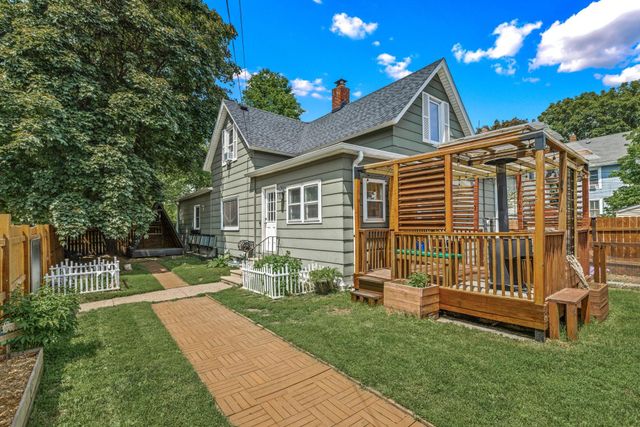 1042 Churchill Street, Saint Paul, MN 55103
