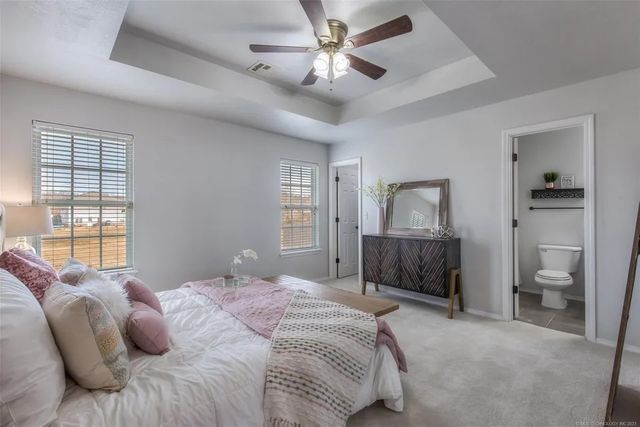 8693 S 262nd East Avenue, Broken Arrow, OK 74014