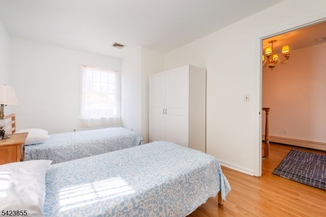 131 Maxim Dr, Hopatcong Boro, NJ 07843