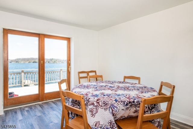 131 Maxim Dr, Hopatcong Boro, NJ 07843