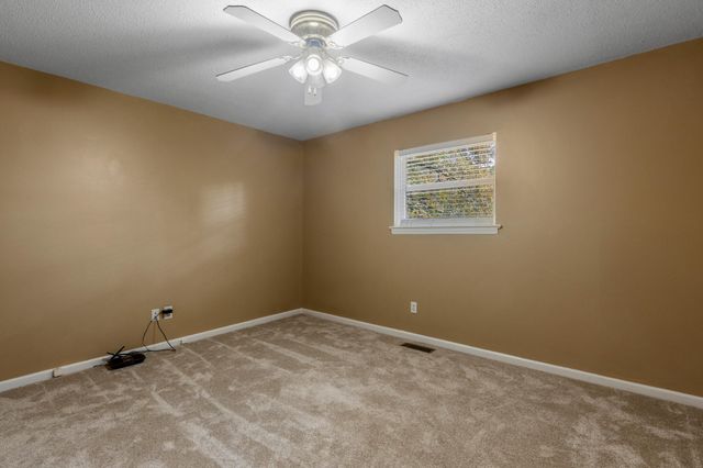 919 Carrie Lane, Hixson, TN 37343