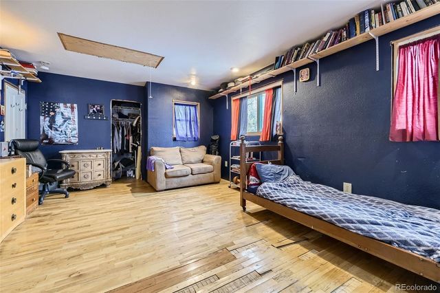 1824 S Logan Street, Denver, CO 80210