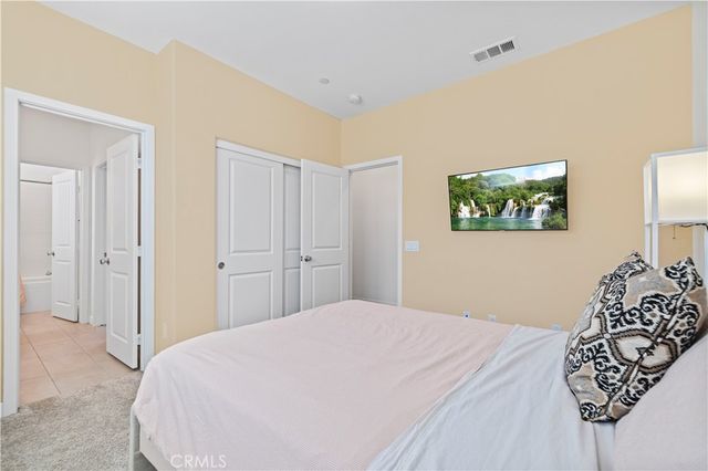 27005 Hummingbird Ln., Valencia, CA 91355