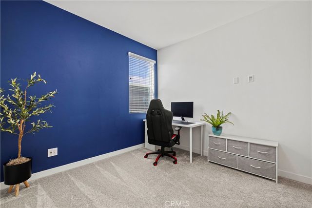 27005 Hummingbird Ln., Valencia, CA 91355