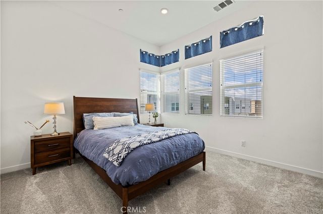 27005 Hummingbird Ln., Valencia, CA 91355