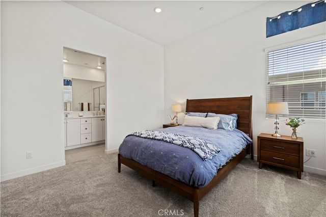 27005 Hummingbird Ln., Valencia, CA 91355