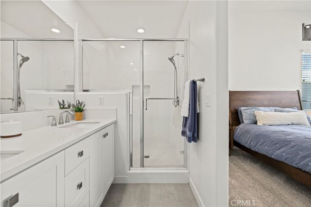 27005 Hummingbird Ln., Valencia, CA 91355
