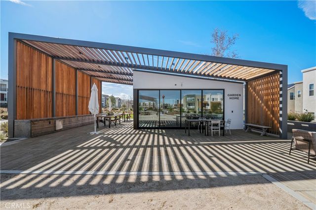 27005 Hummingbird Ln., Valencia, CA 91355