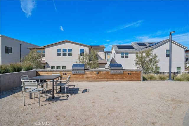 27005 Hummingbird Ln., Valencia, CA 91355
