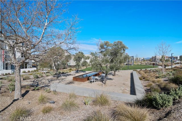 27005 Hummingbird Ln., Valencia, CA 91355