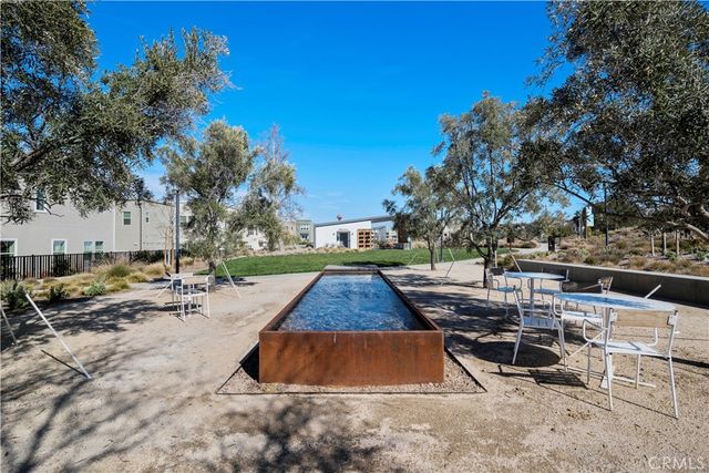 27005 Hummingbird Ln., Valencia, CA 91355