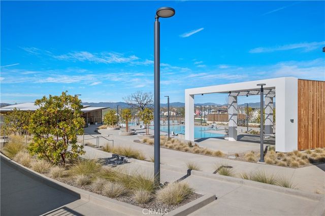 27005 Hummingbird Ln., Valencia, CA 91355