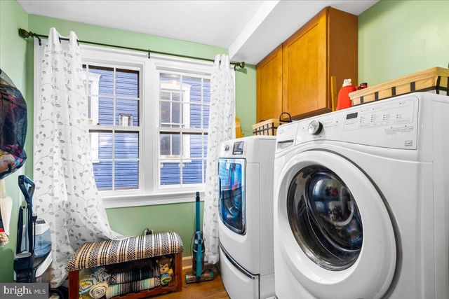 222 S RALEIGH ST, Martinsburg, WV 25401