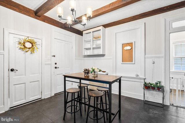 222 S RALEIGH ST, Martinsburg, WV 25401