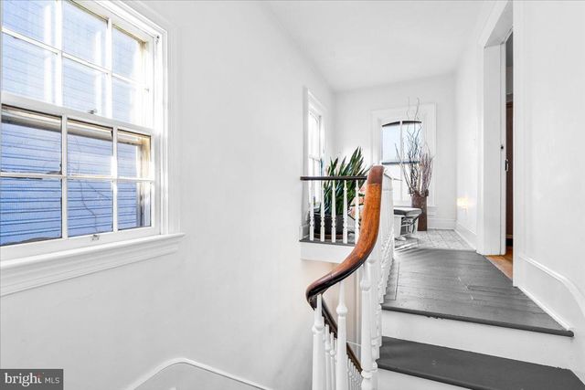 222 S RALEIGH ST, Martinsburg, WV 25401